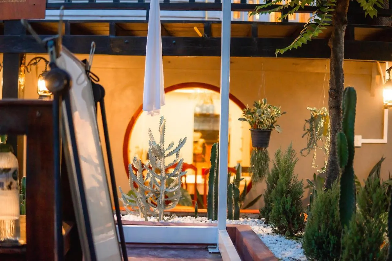 ルアンパバーン La Casa De Jardinホステル